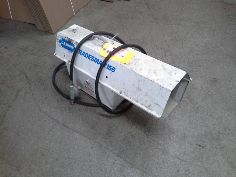 lot 137 image: L.B. White Tradesman 155 Gas Heater