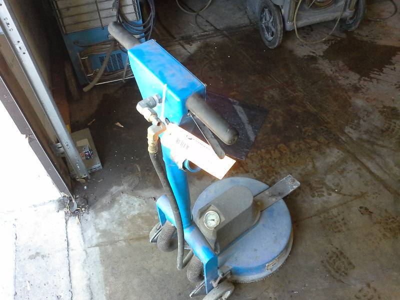 lot 19 image: Prochem Hard Surface Cleaner