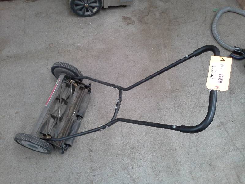 lot 157 image: Great States Lawn Mower