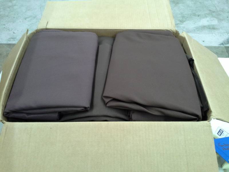 lot 176 image: 35 - Brown Table Clothes