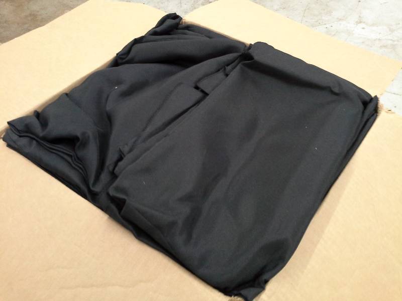 lot 186 image: 100 - Black Chair Covers