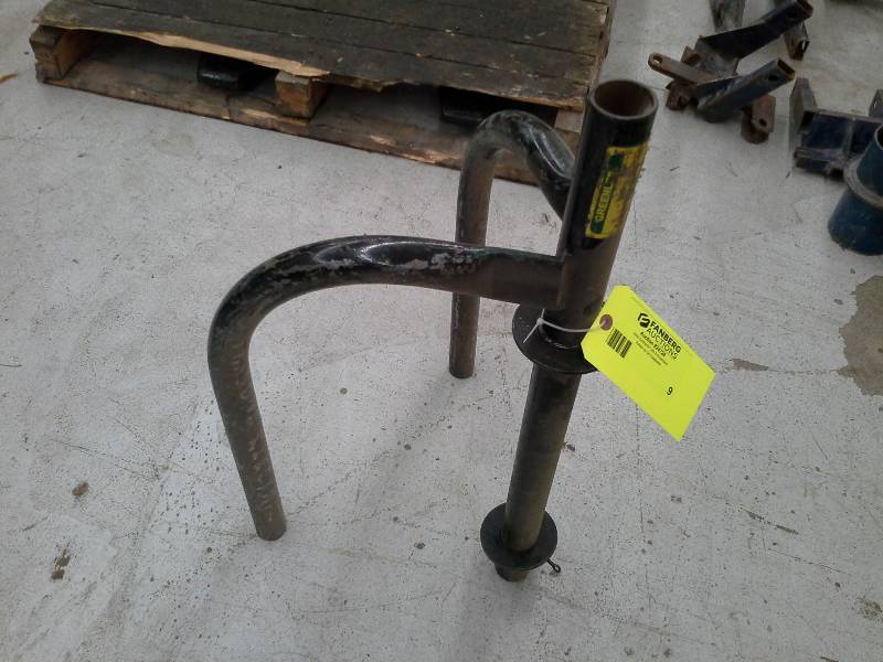 lot 9 image: Greenlee 699 Rope Reel Stand
