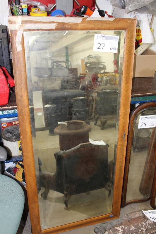 lot 27 image: Wood Frame Wall Mirror