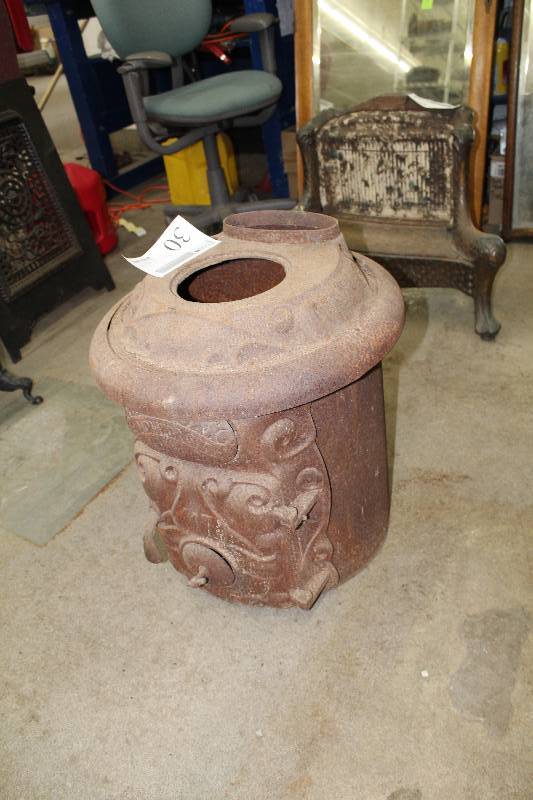 lot 30 image: Wood Burning Stove w 1-Burner