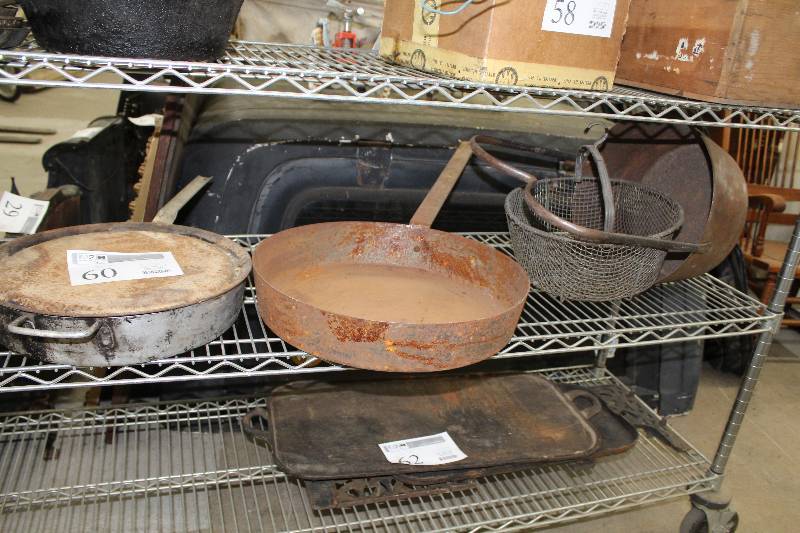 lot 60 image: Lot of (4) Cookware - Pans, Strainer, Pot