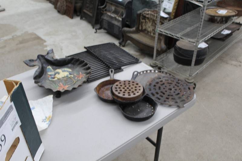lot 59 image: Cast Iron Cookware - Pans, Grates
