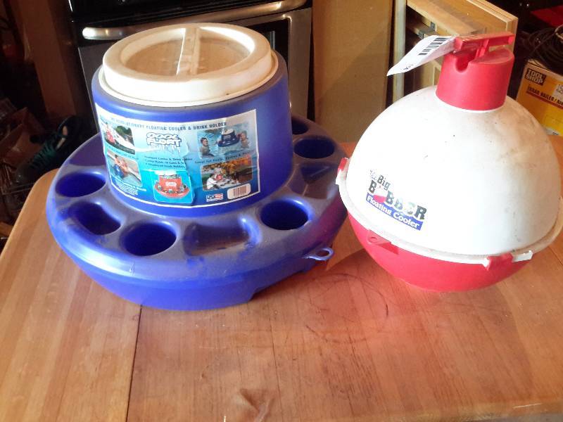 lot 152 image: 2 floating coolers