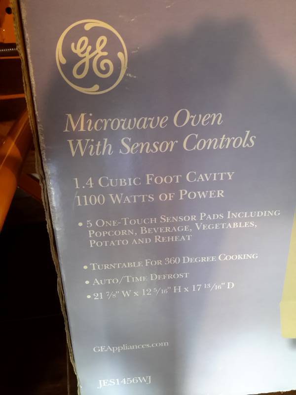 lot 87 image: GE Microwave oven with Sensor controls
