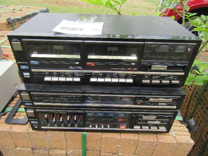 lot 203 image: SANYO, 2 Cassette Deck  Sanyo Receiver.. Both UNTESTED