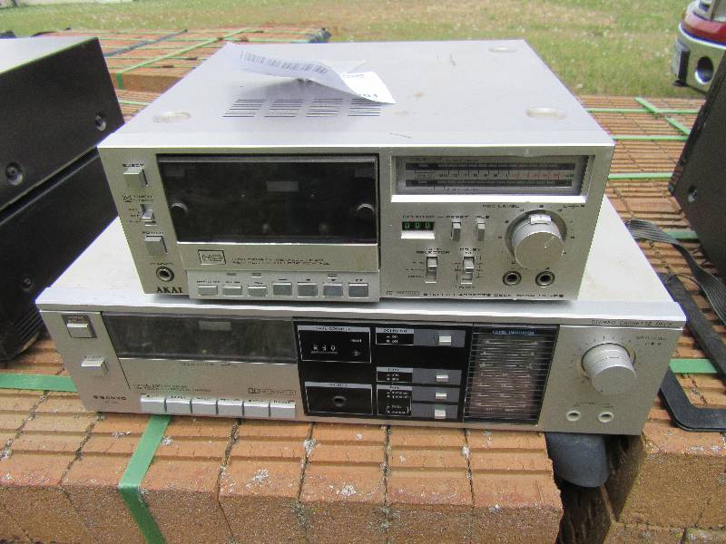 lot 201 image: AKAI and SANYO Receivers.. Untested
