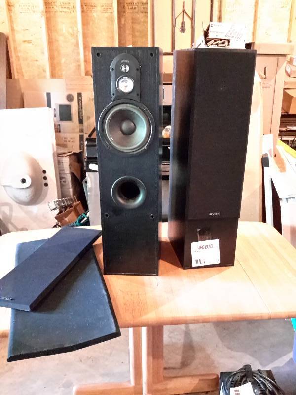 lot 13 image: 2 Jensen speakers