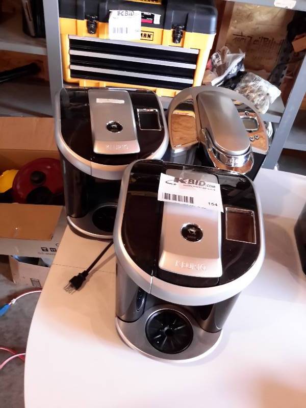 lot 154 image: 3 Keurig Coffee makers for parts or repair