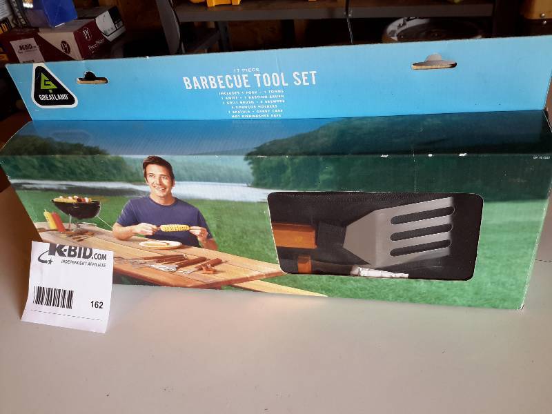 lot 162 image: NEW barbeque tool set