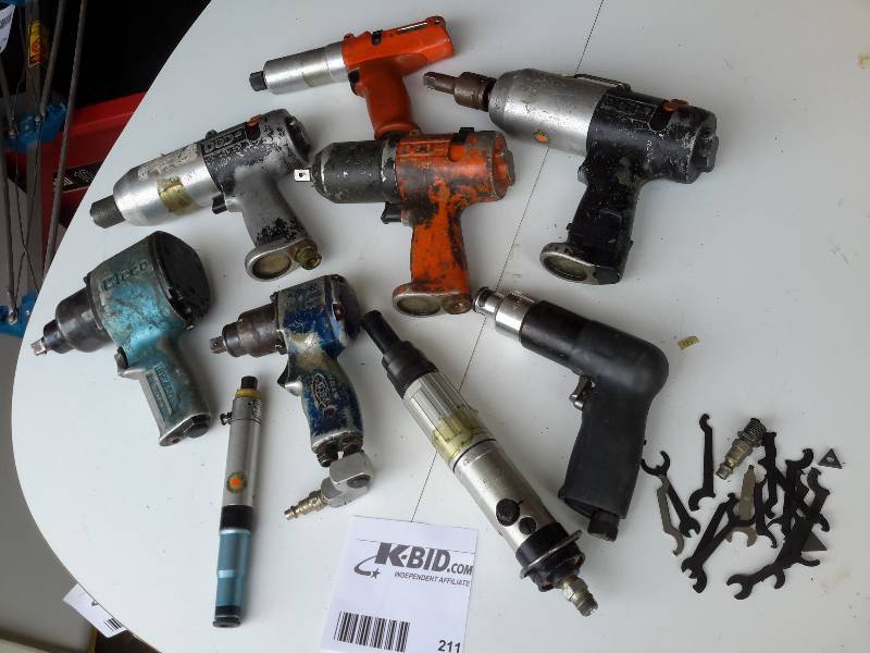 lot 211 image: Large lot of pneumatic tools as shown.. All untested,