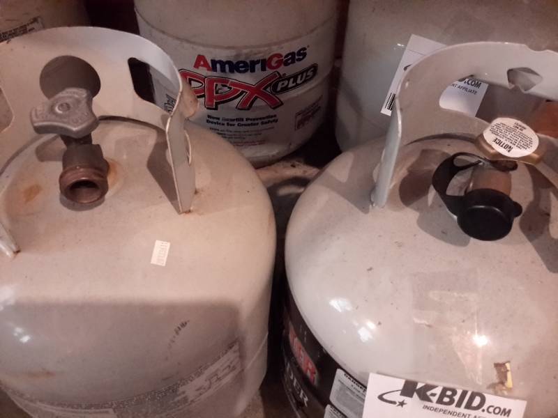 lot 72 image: 2 Propane Tanks