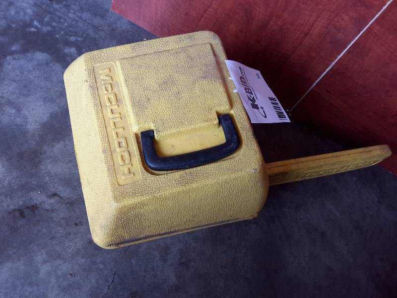 lot 32 image: Mcculloch, Mac 110 Chain Saw and case