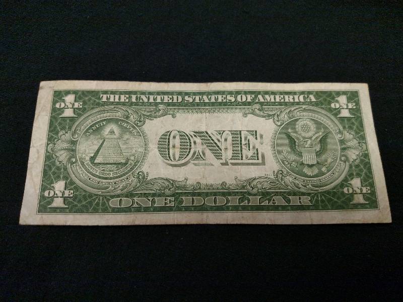 1935 A One Dollar Silver Certificat...