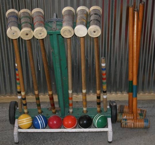 lot 60 image: Vintage Crochet Set
