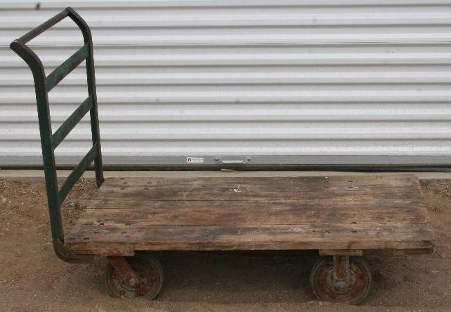 lot 62 image: Flatbed Handcart