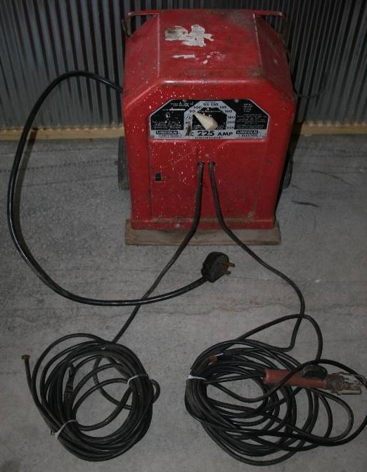 lot 63 image: Arc Welder