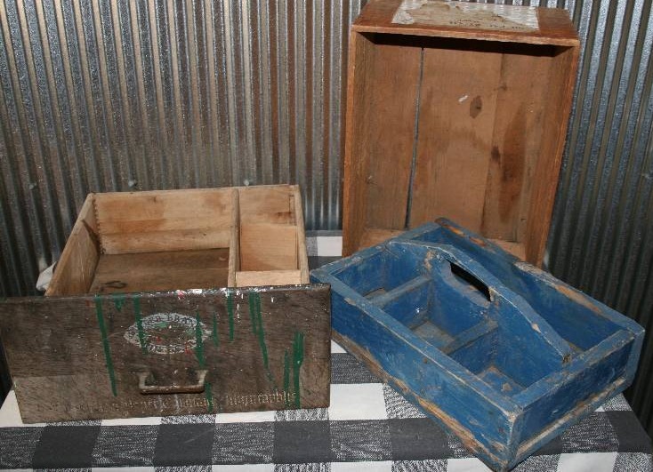 lot 85 image: Misc Wooden Boxes
