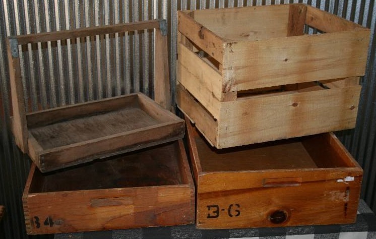 lot 87 image: Misc Wooden Boxes