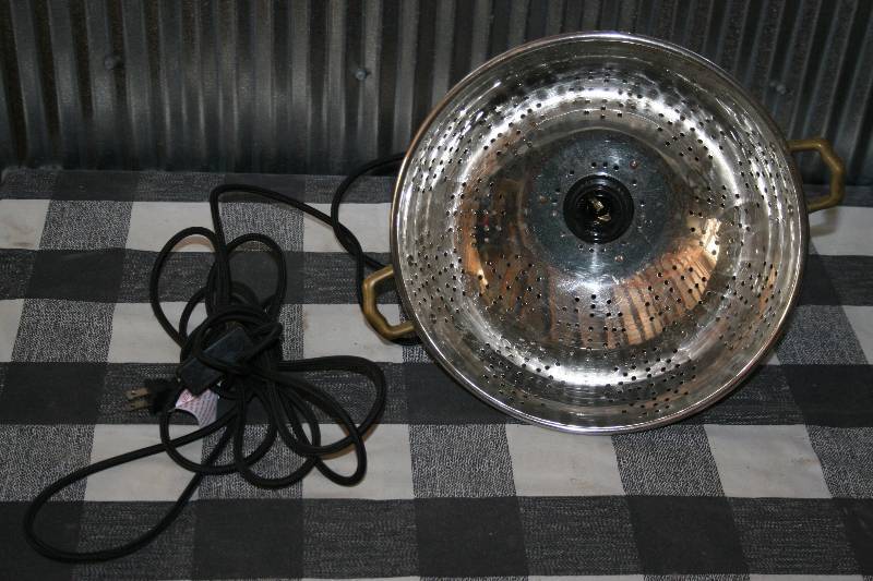 lot 100 image: Colander Lamp