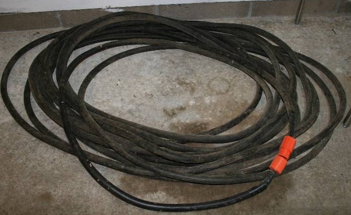 lot 163 image: Heavy Duty Extension Cord