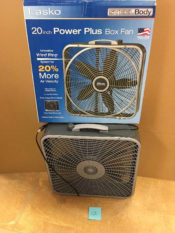 lot 12 image: Lasko 20 in. Power Plus Box Fan in working conditions