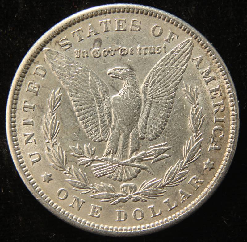 1900 MORGAN SILVER DOLLAR AU