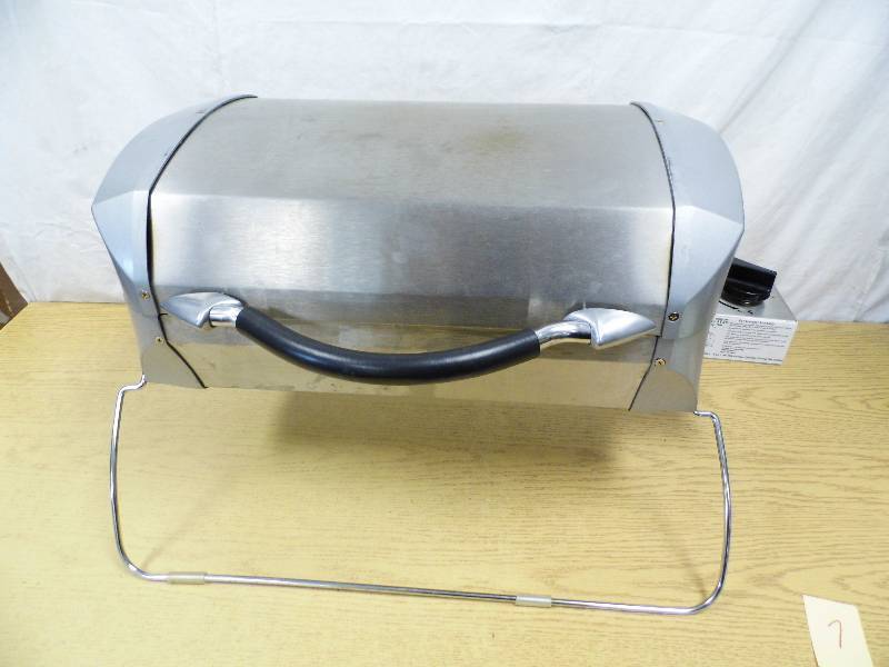 lot 7 image: Cabellas Portable Grill