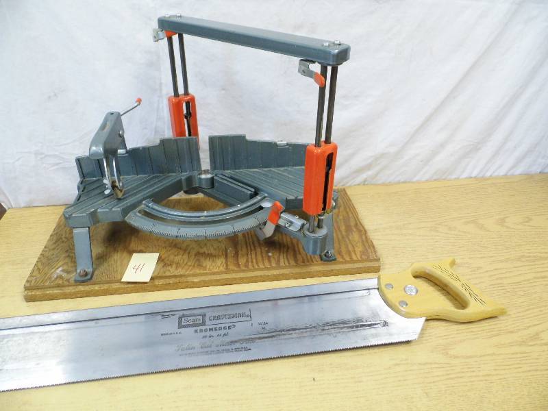 lot 41 image: Craftsman Miterbox