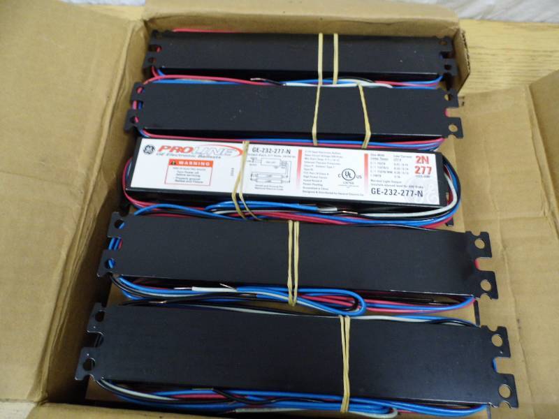 lot 57 image: Lot of 5 New Ballasts