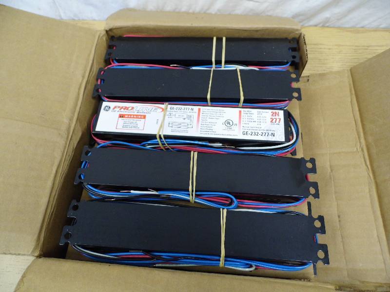 lot 59 image: Lot of 5 New Ballasts