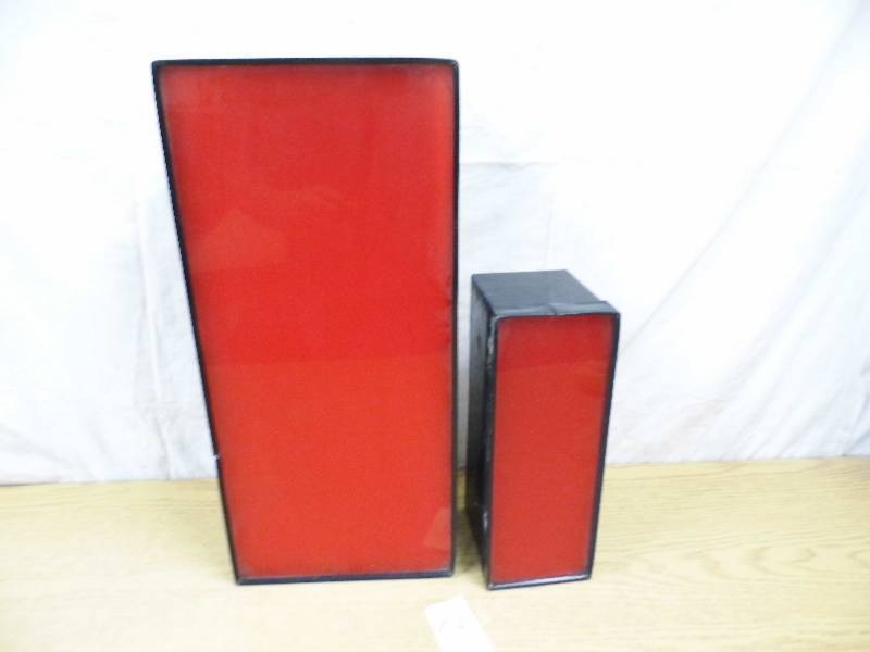 lot 76 image: LED Light Can - I i