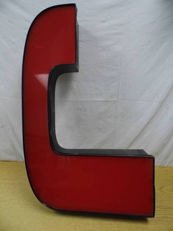 lot 77 image: LED Light Can - C