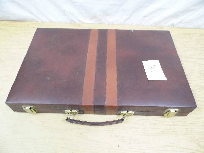 lot 98 image: Backgammon