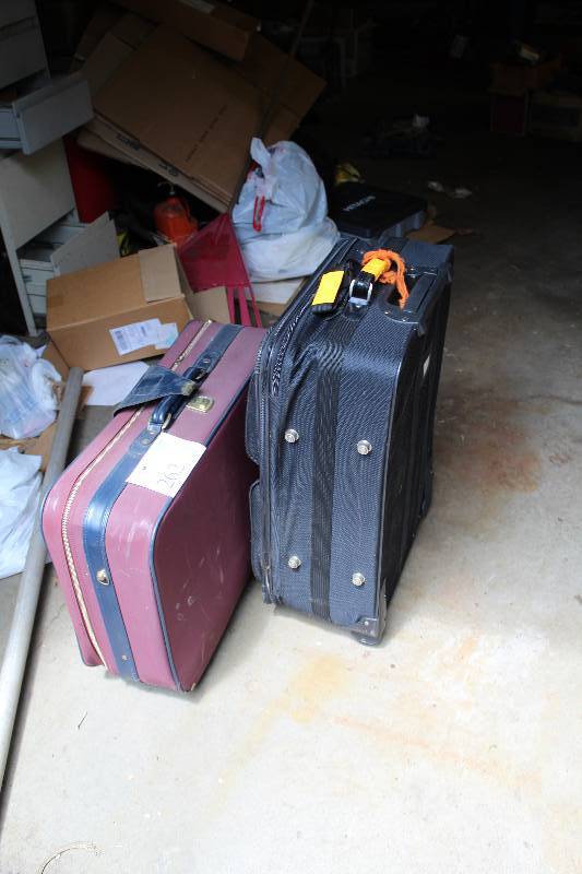 Lot of (2) Luggage