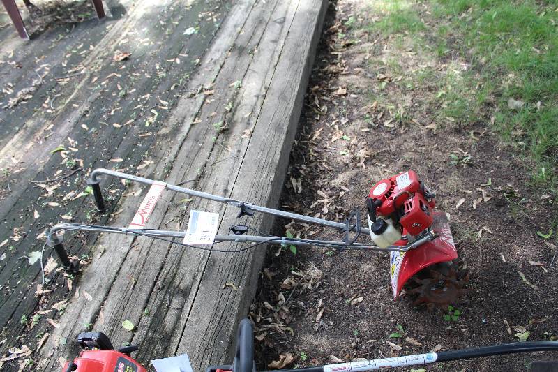 Mantis Gas Tiller
