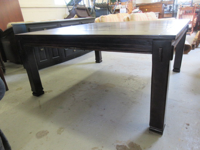 lot 536 image: LARGE WOODEN TABLE
