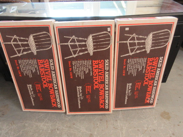 lot 545 image: 3 NEW SWIVEL BOWBACK BARSTOOLS