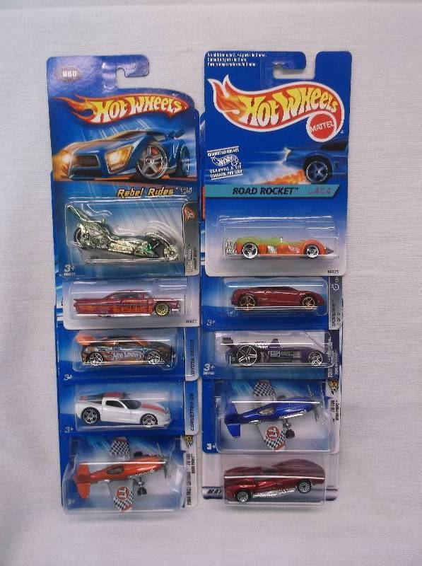 lot 44 image: Hot Wheels