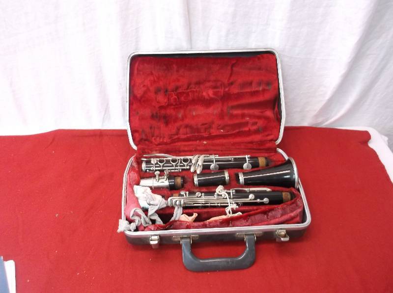 lot 60 image: Clarinet