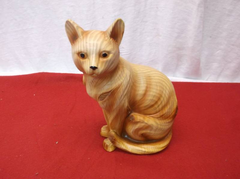 lot 78 image: Collectible