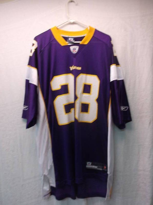 lot 83 image: Vikings Jersey