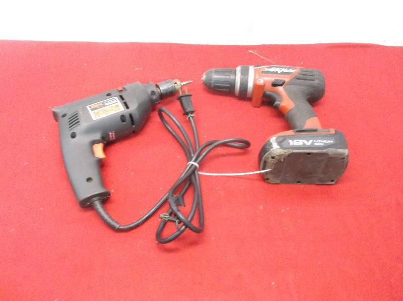 lot 102 image: Tools