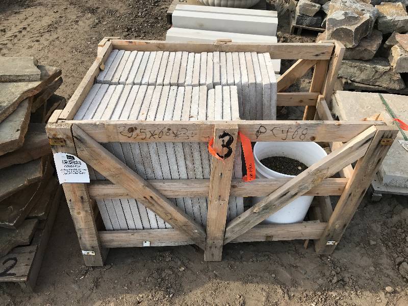 lot 3 image: TRAVERTINE LANDSCAPING STONE