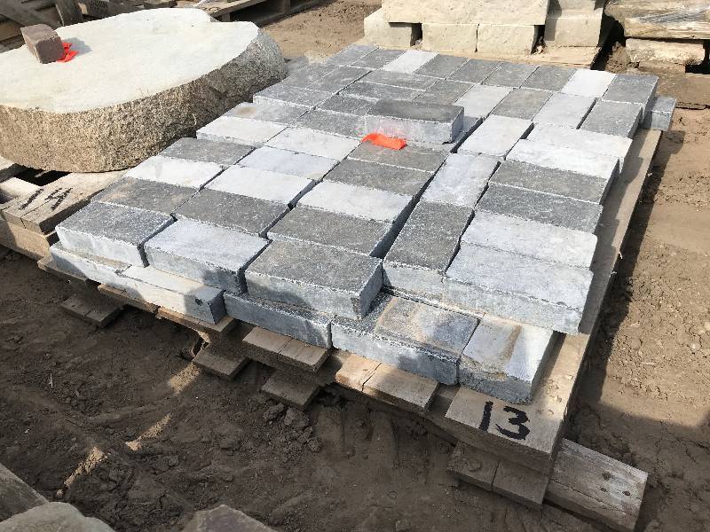 lot 13 image: STONE PAVER BLOCKS