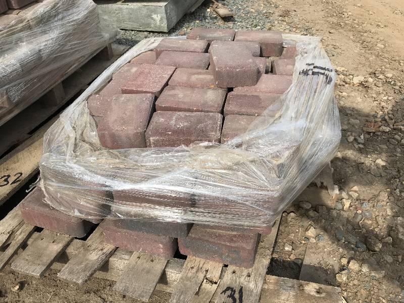 lot 31 image: LANDSCAPING PAVERS