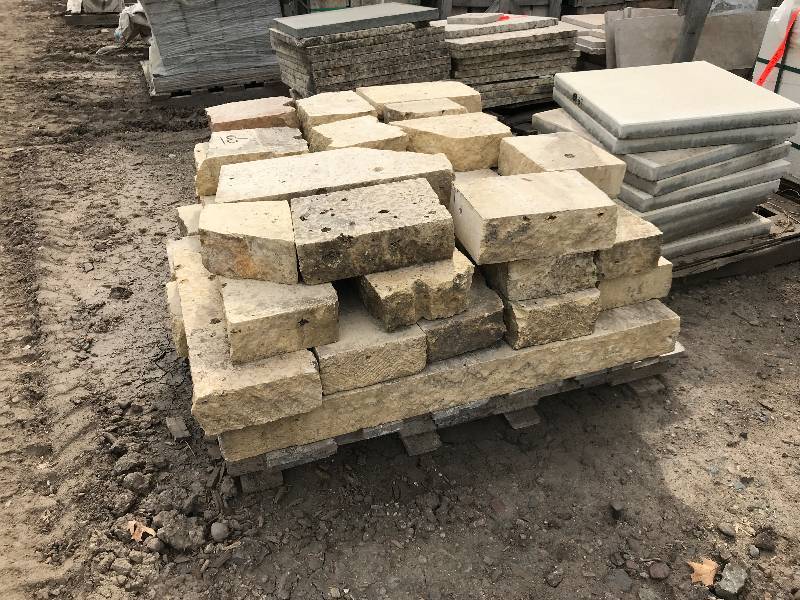 lot 66 image: MISC. CUT LANDSCAPING STONE